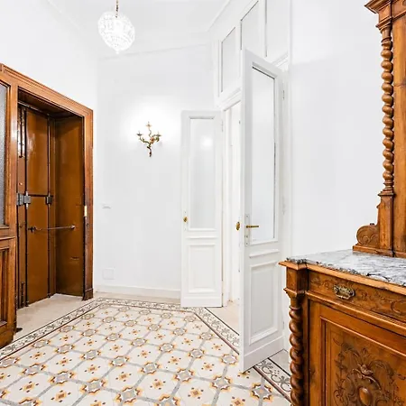Apartamento Grand Palace